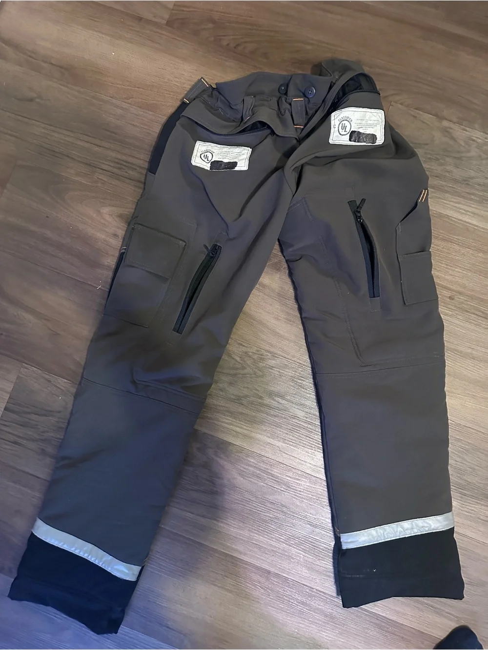 Husqvarna Men’s Technical chainsaw Cargo Pants in Black and Gray